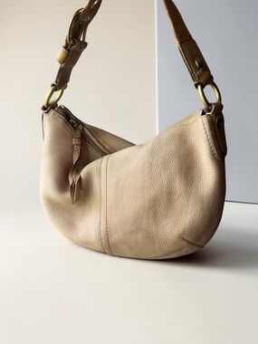Coach Y2K SoHo Hobo Cream minimalist moon shape neutral -PAINTED